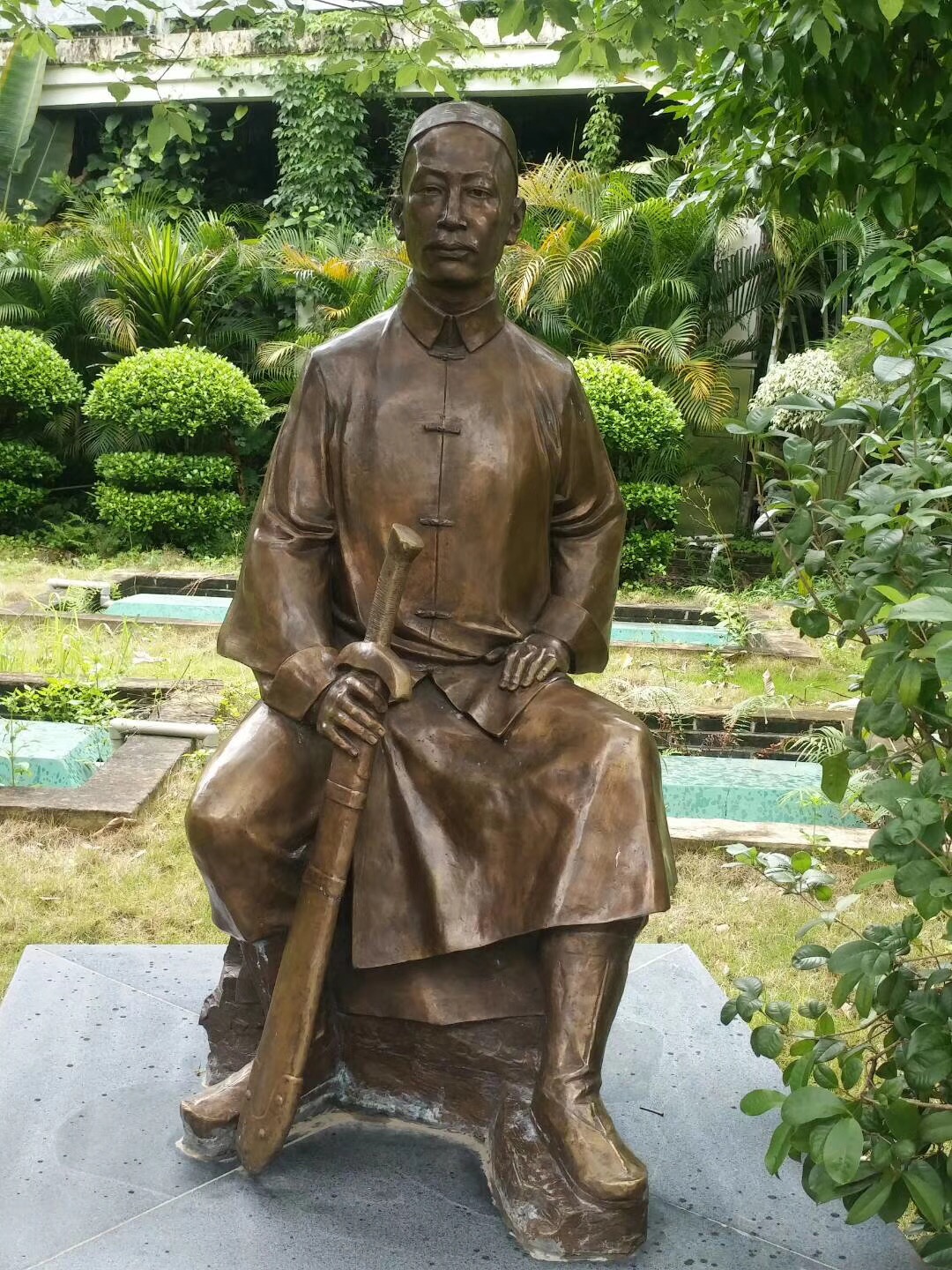玻璃钢人物雕塑